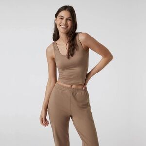 Vuori Tan Tank Top